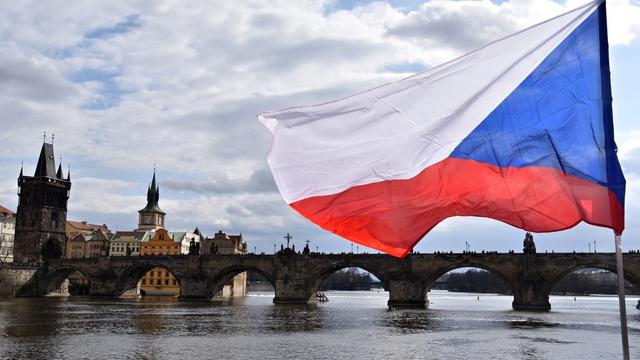 David Icke Speech For Prague Freedom Rally – DavidIcke